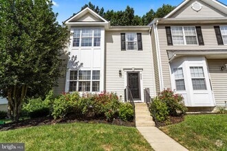 Building Photo - 8220 Silverton Ct