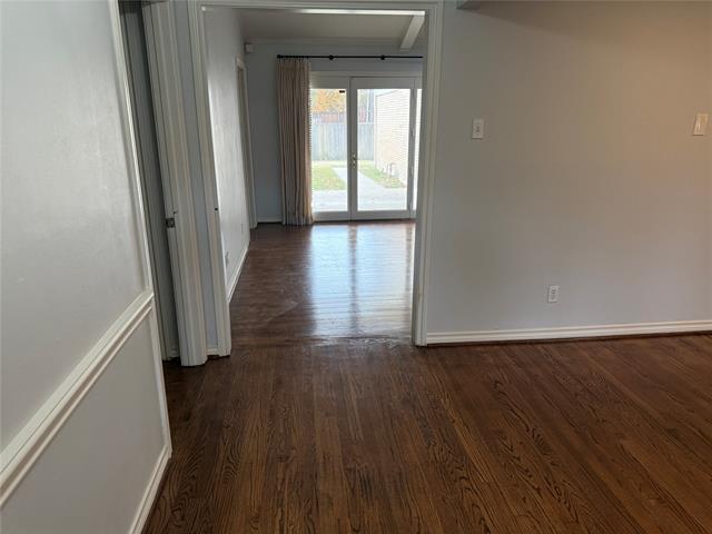 Foto del edificio - 4916 Sugar Mill Rd