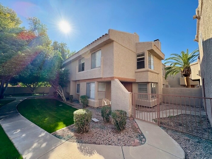 Foto principal - 2834 S Ext Rd