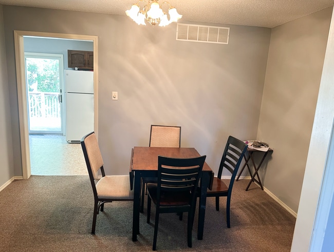 Dining Room - 2609 Southridge Dr