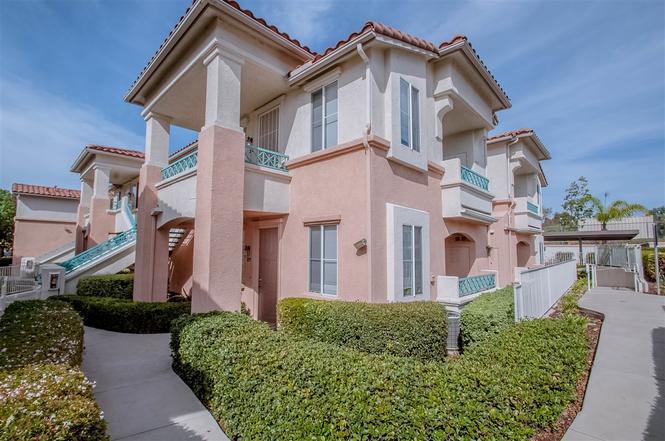Foto principal - Beautiful Rancho San Diego Condo In Reming...