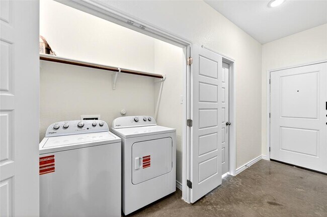 Foto del edificio - 628 Pacific Crest Trl