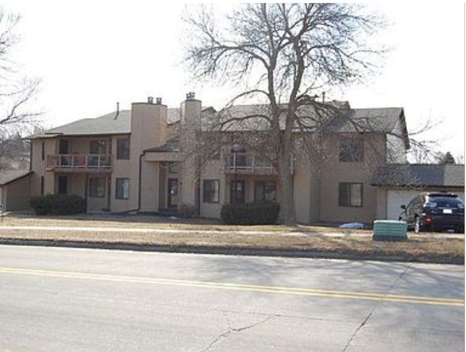 2050 Holiday Rd Unit C2, Coralville, IA 52241 Condo for Rent in