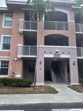 Building Photo - 6800 W Sample Rd