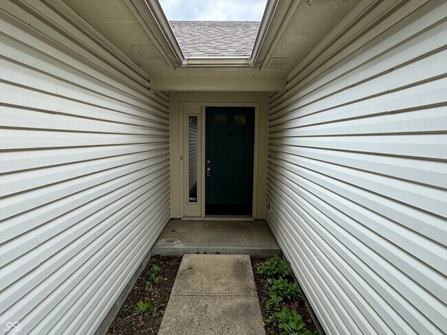 Building Photo - 7644 Scatter Woods Ln