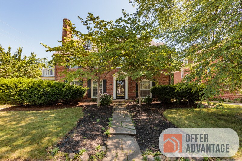 3449 Glencairn Rd Shaker Heights, OH 44122 – photo 1