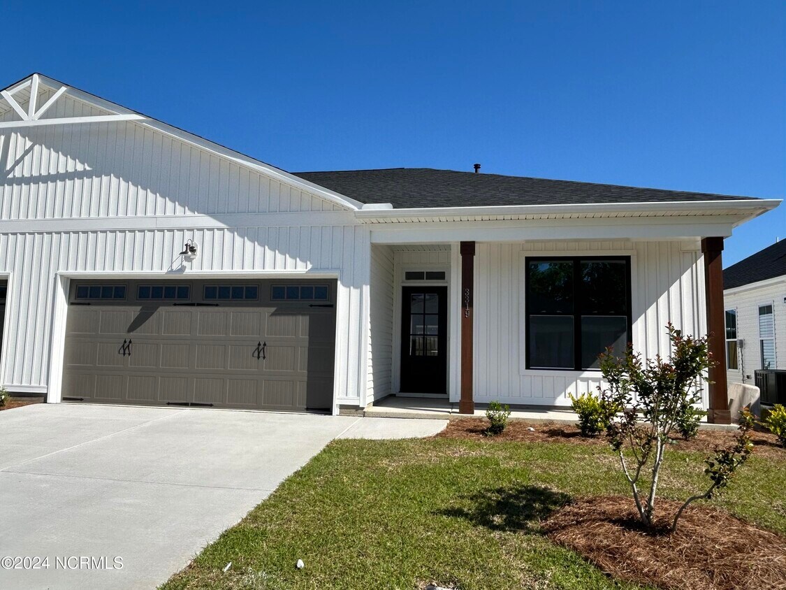 3319 Paragon Pt, Winnabow, NC 28479 Townhome Rentals in Winnabow NC