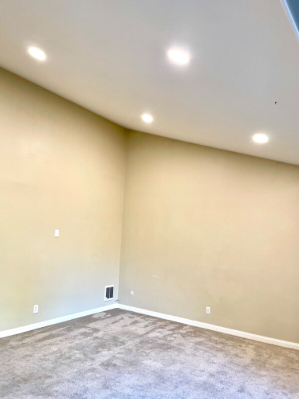 Foto del edificio - 5472 Adobe Falls Rd