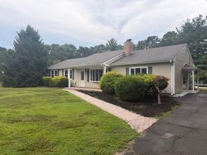 Building Photo - 2021 Paterson Ave