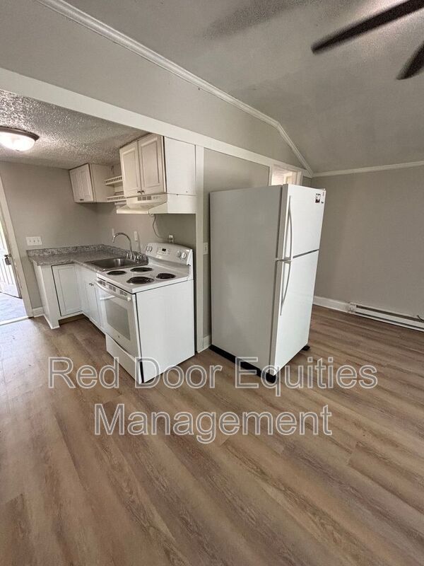 Foto del edificio - 718-720 West Hubert Avenue