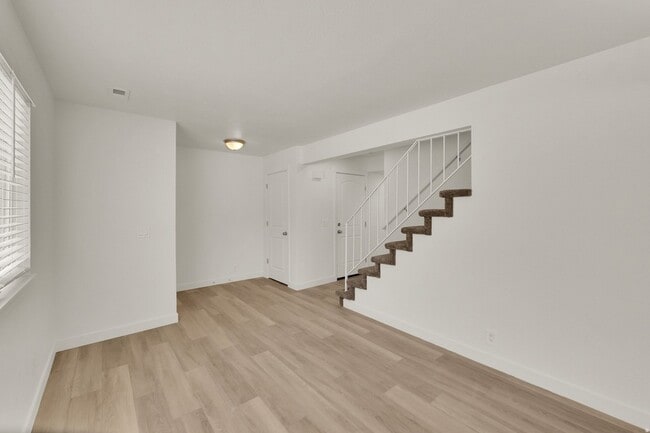 Building Photo - 7873 S Chadbourne Dr