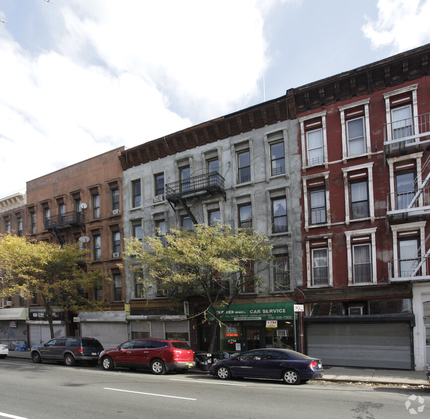 Foto del edificio - 1063-1065 Bedford Ave