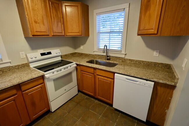 Cocina - 400 S 9th St