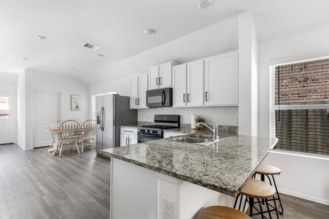 Building Photo - 3005 Kendrick Spgs Ln