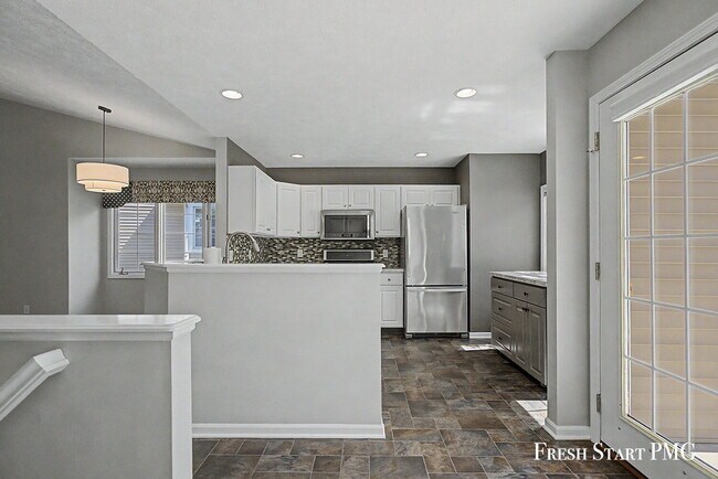 Foto del edificio - 2107 Blue Bell Way