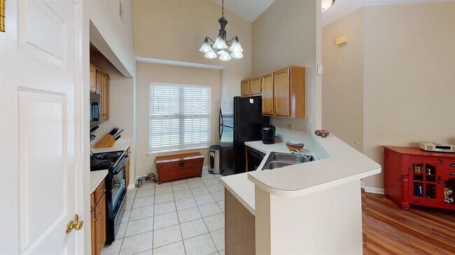 Building Photo - 4024 Victoria Way