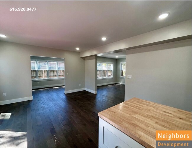 Foto del edificio - 2390 Crestview Dr SW
