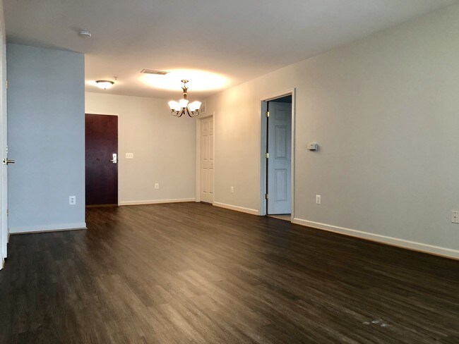 Foto del edificio - 2729 Gallows Rd