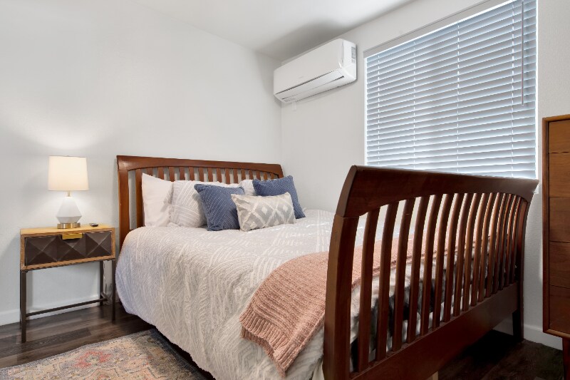 Foto principal - 838 Grange St