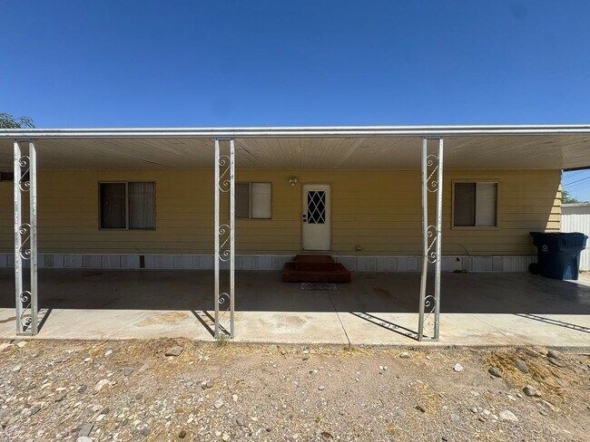 Building Photo - 2BRE 2BA close to Hwy 95, Shopping, Parks, Colorado River