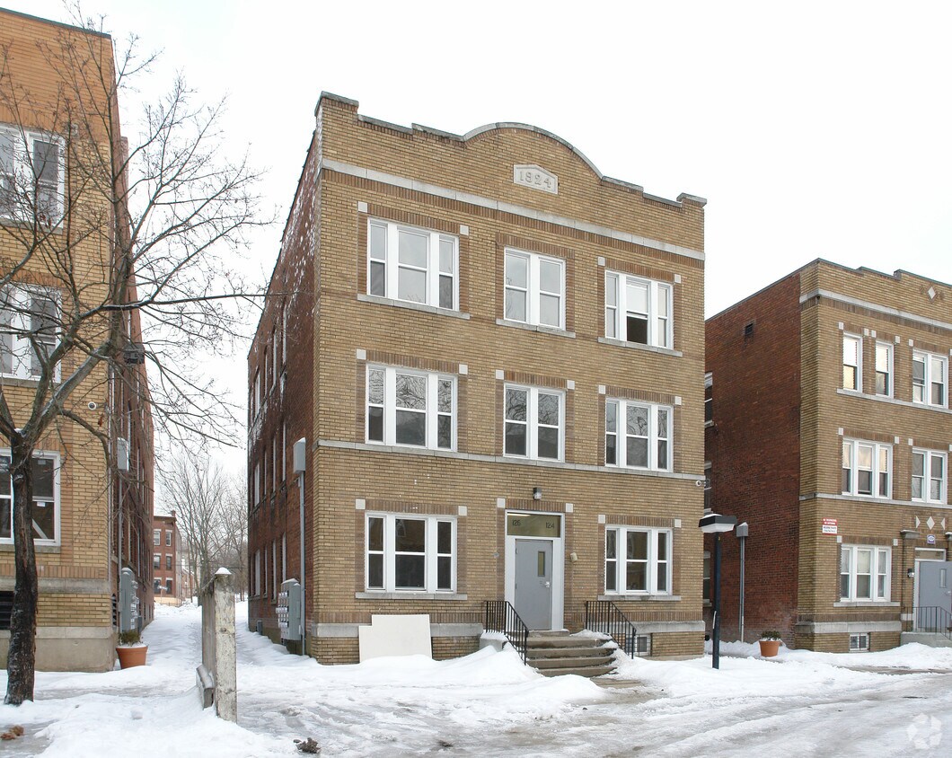 Bedford Gardens Apartments in Hartford, CT