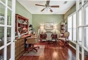 Building Photo - 232 Begonia Ct