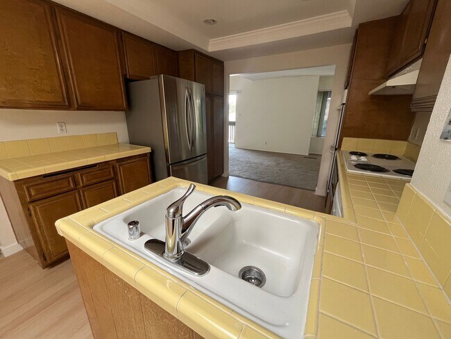 Building Photo - Move in concession- $1000 off!!!! Must See...