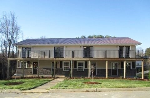 Primary Photo - 122 Leach Dr