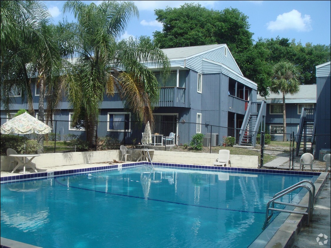 Piscina - Mariner's Village Apartments