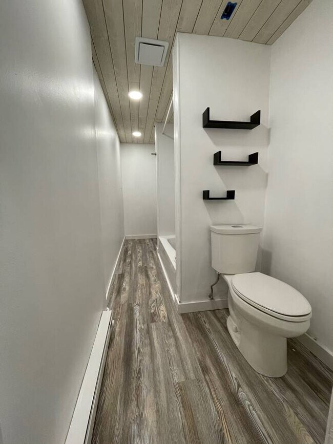 Bathroom - 112 W Main St