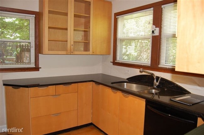 Photo - 1307 Gardner Ave House