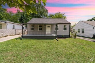 Building Photo - 2624 Woodbine Ave