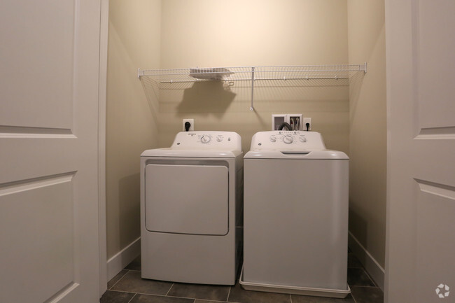 Laundry - Woodland Hills Apartments