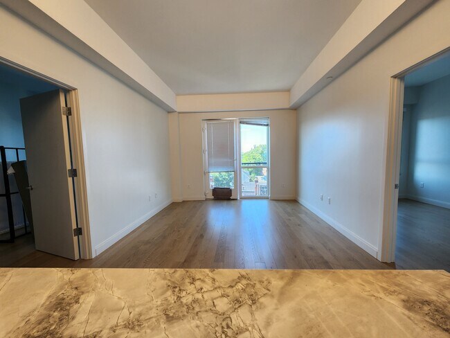 Building Photo - 55 Brighton Ave