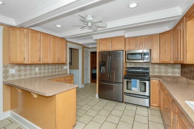 Building Photo - 174 Lexington Rd