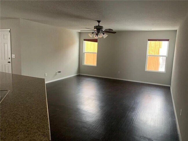 Foto del edificio - 1299 Canyon Gate Dr