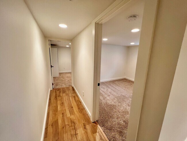 Foto del edificio - 607 N Ruby St