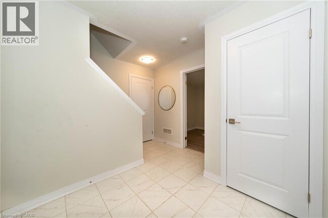 Building Photo - 311 Woolwich St