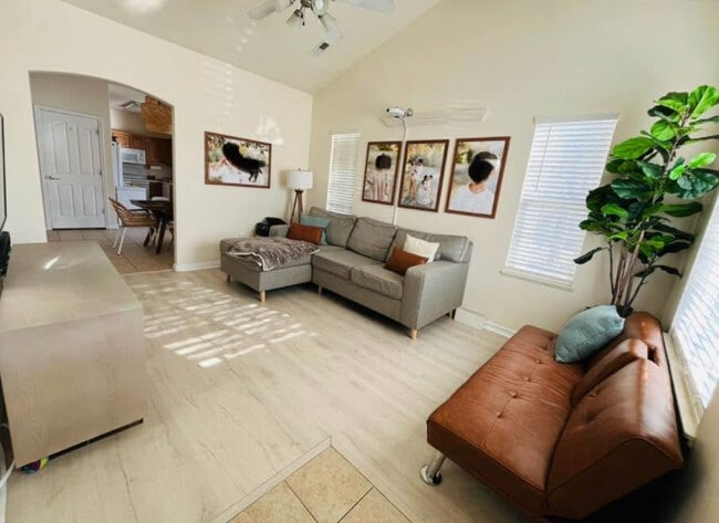 Building Photo - 8789 S Caliente Dr