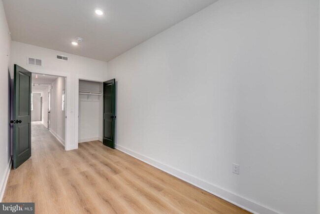 Foto del edificio - 1224 W Silver St