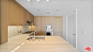 Foto del edificio - 1755 Ocean Ave