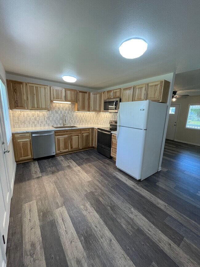 Photo - 6605 NE 135th Ave House