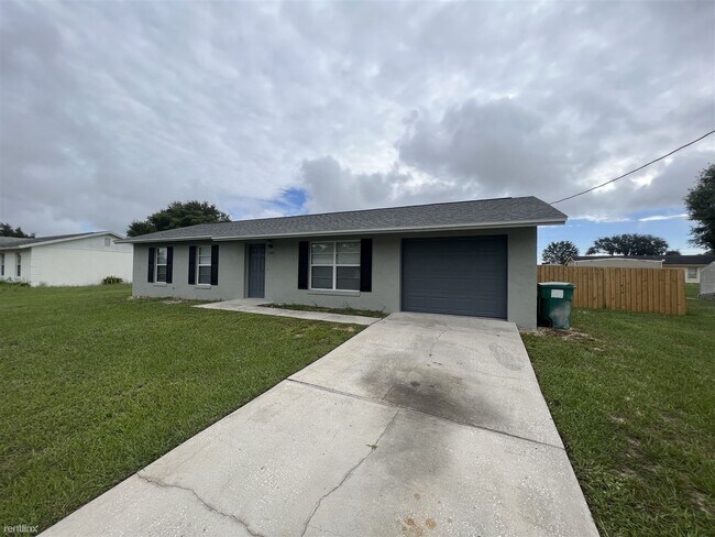 Foto del edificio - 3 br, 2 bath House - 1205 Padgett Circle