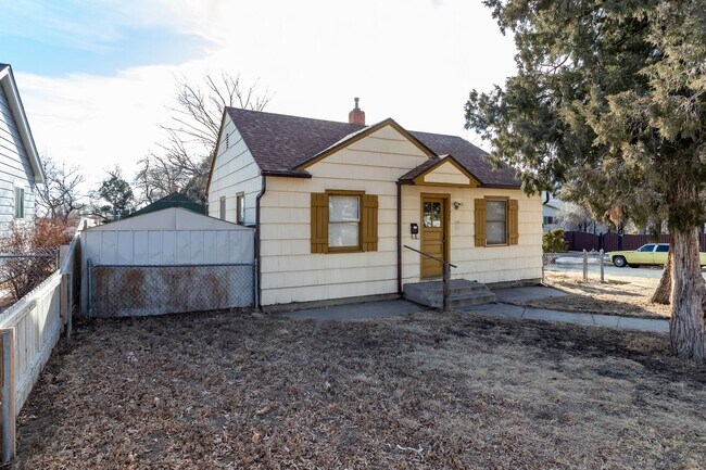 Foto del edificio - 2 bedroom bungalow with convenient access ...