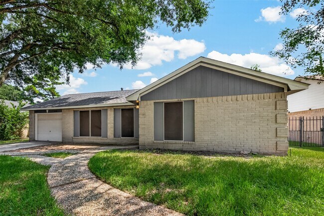 Foto del edificio - 2714 S Brompton Dr