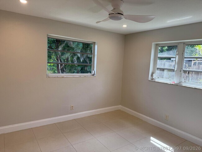Foto del edificio - 5180 SW 94th Ave