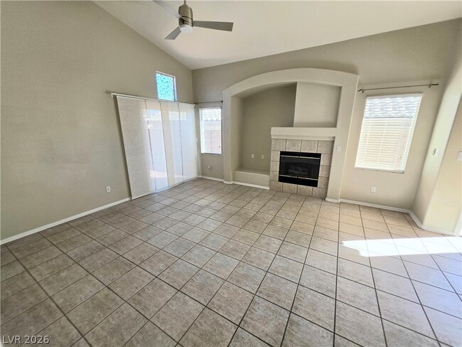 Building Photo - 10416 Prime View