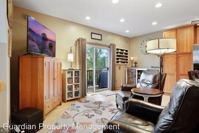Building Photo - 3 br, 3.5 bath House - 14603 Victor Hugo B...