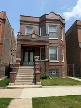 Building Photo - 4042 W Cermak Rd