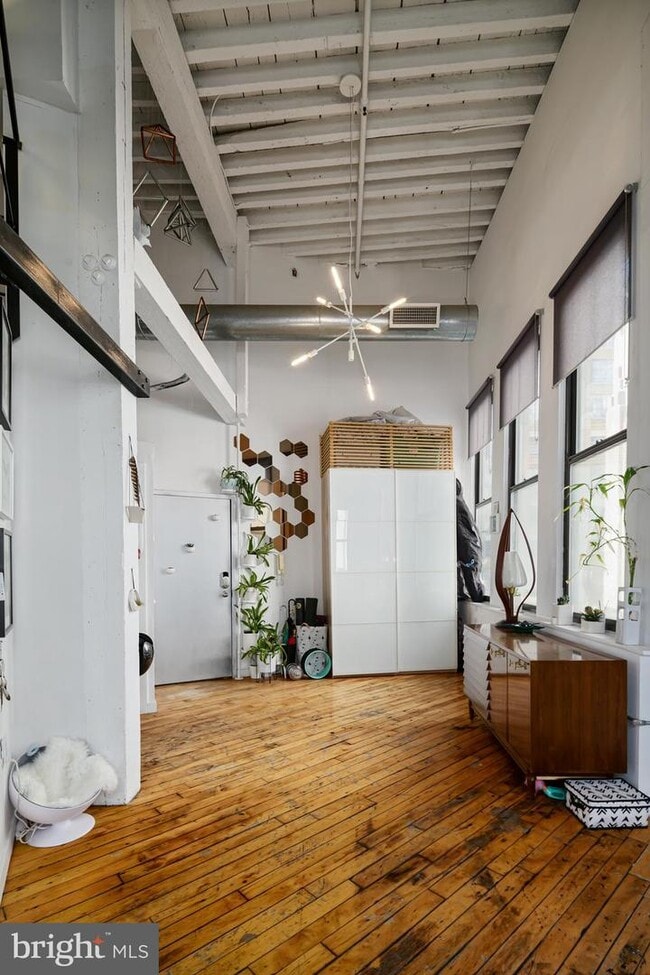 Foto del edificio - 428 N 13th St